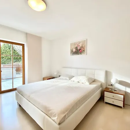 Panorama Deluxe By Interhome Lejlighed